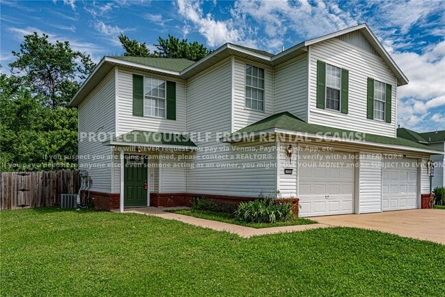 Building Photo - 3064 Mica St