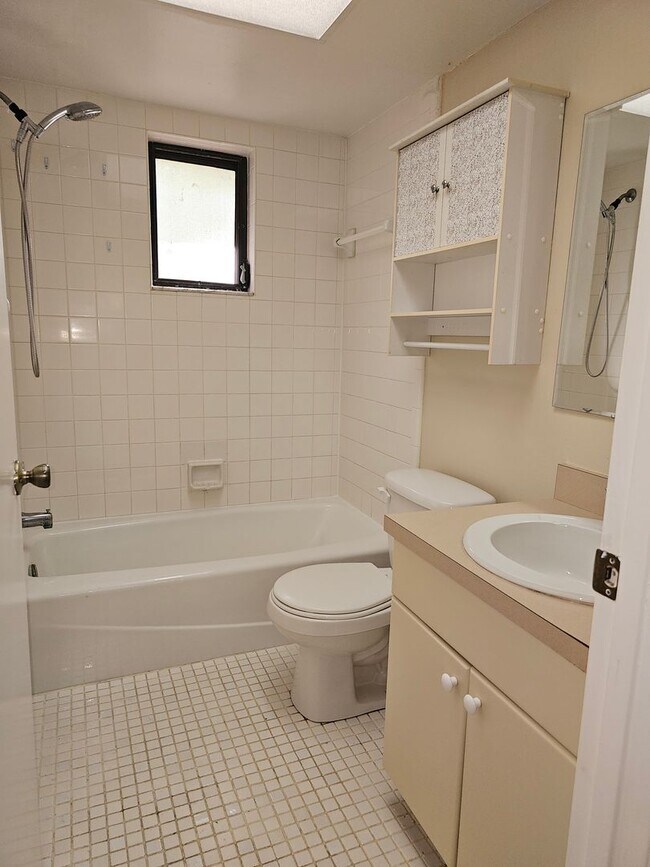 Photo - Quiet hideaway