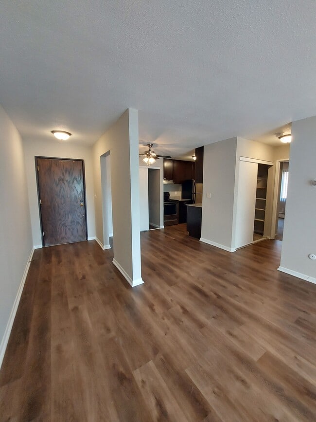 Photo - Marydale Lakeview Apartments