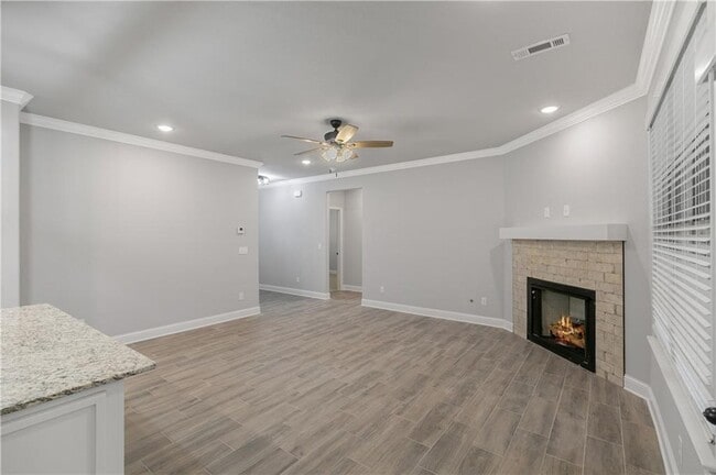 Photo - 292 Township Dr