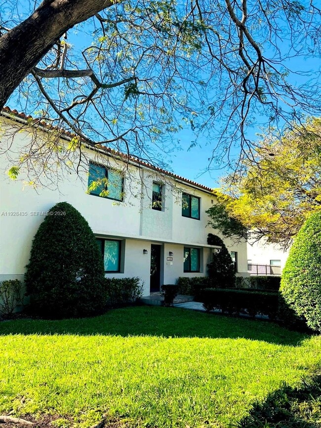 Photo - 4204 SW 14th St Unit 3