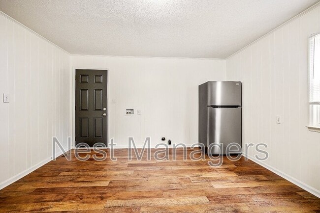 Photo - 10709 Ramsey St