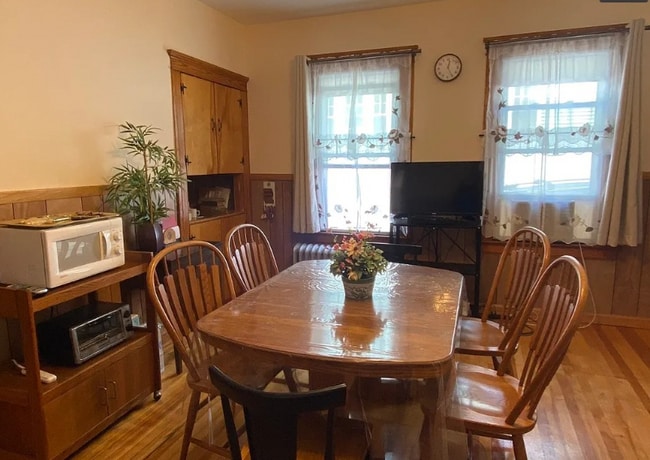 Photo - 25 Bridgeport St Unidad Apt 2