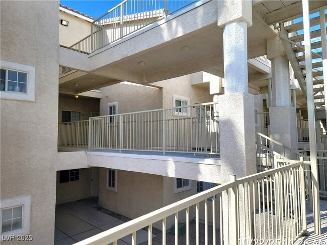 Building Photo - 1987 Cutlass Dr Unit 0