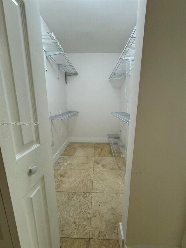 Photo - 6200 SW 131st Ct Unidad 201