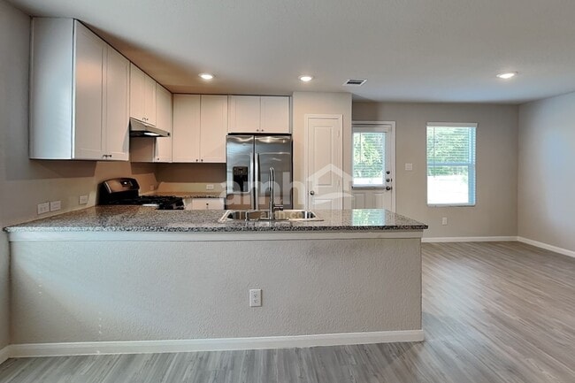 Photo - 9978 Sarrebourg St