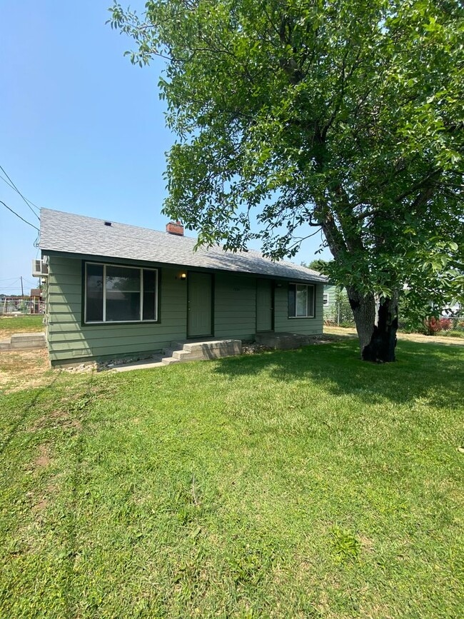 Building Photo - c1522 Unit B