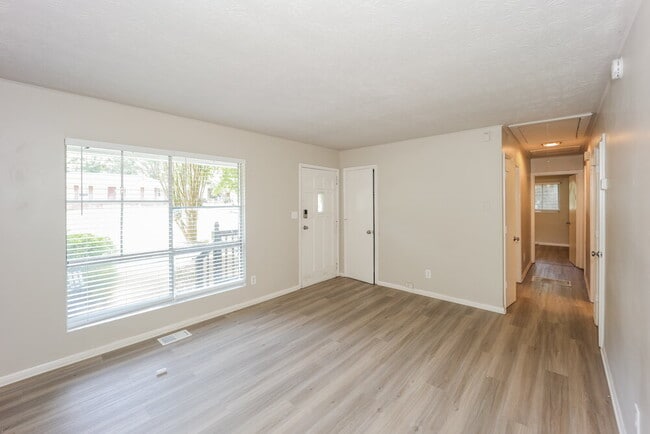 Photo - 8268 Dunellen Ln