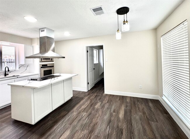 Photo - 14307 Piping Rock Ln
