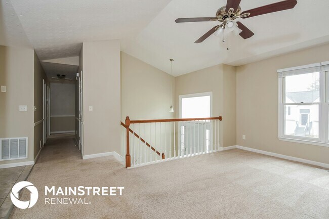 Photo - 162 Aztec Way SE