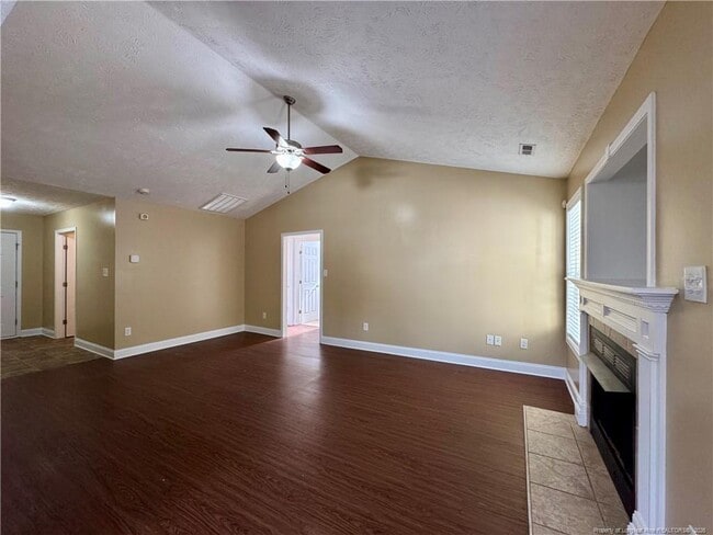 Photo - 5616 Duncan St