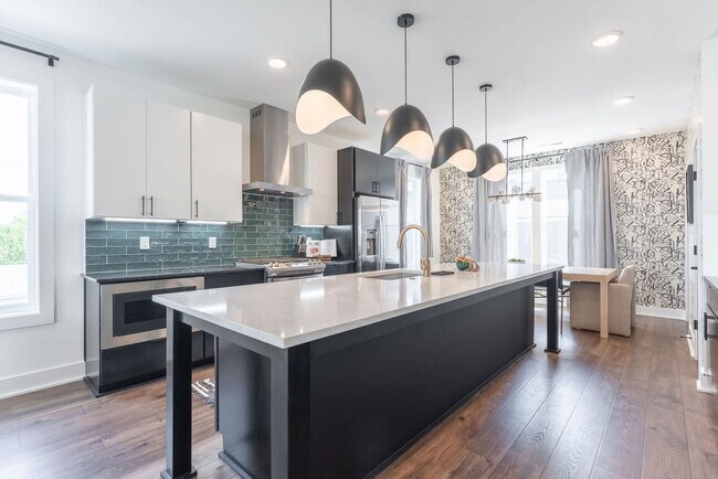 Photo - 89 Lucile St Unit ID1312331P