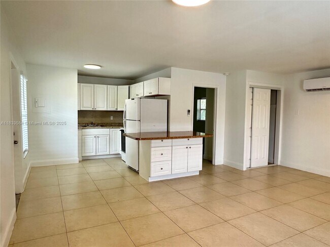 Photo - 1411 N Dixie Hwy Apartamento Unidad 6