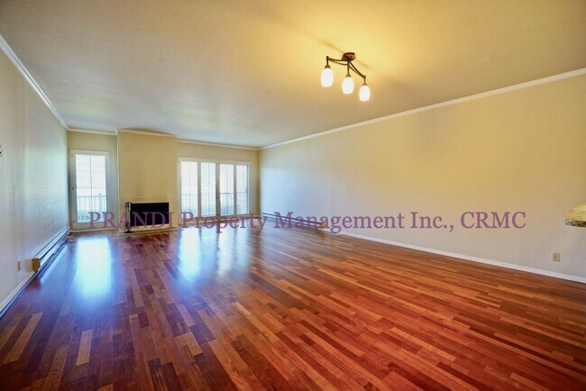 Photo - 2 Bedroom Condo with Waterfront Mt Tam Views