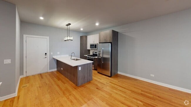 Building Photo - 5117 S Kenwood Ave Unit 302 Rental