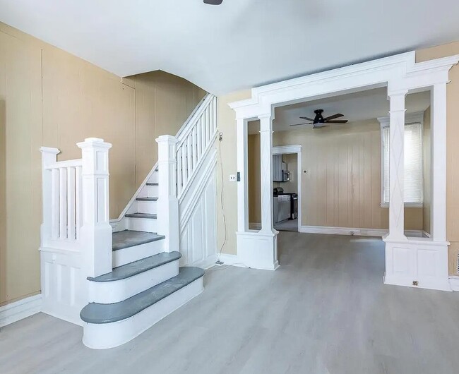 Photo - 1919 N Patton St