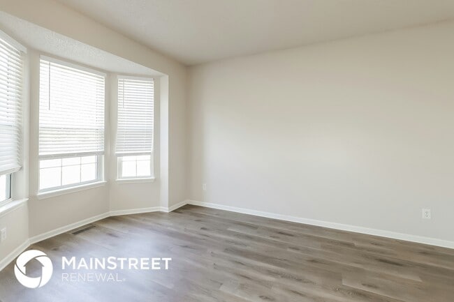 Photo - 9305 N Harrison St