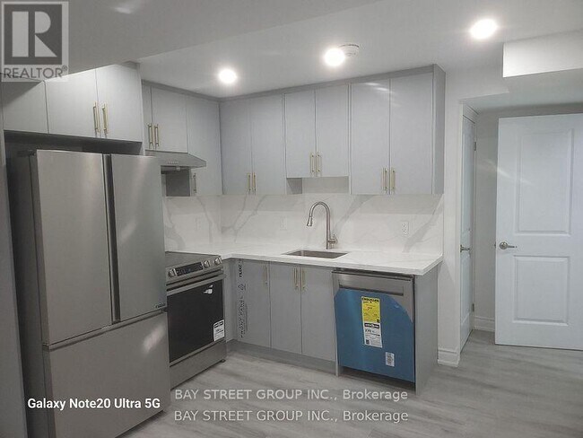 Photo - 43 Herefordshire Cres