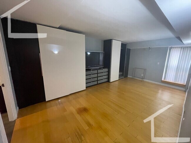 Photo - 57 Broadlawn Park Unit 16