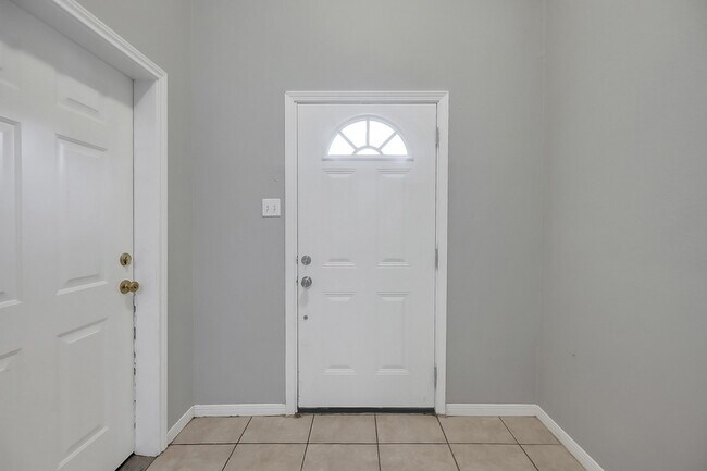 Photo - 167 Binnacle Ct Unit A