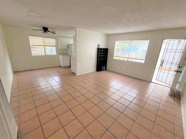 Photo - 4758 Imperial Ave