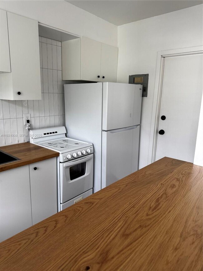 Photo - 725 NE 91st St Unit 3D