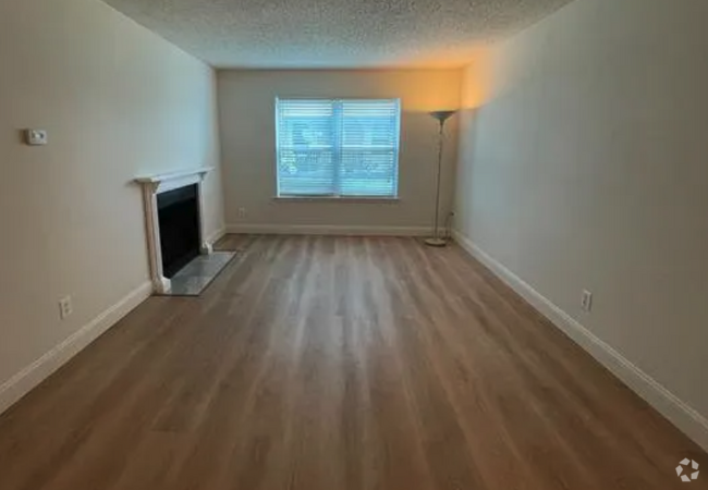 Building Photo - Apartment for Rent Unit 308