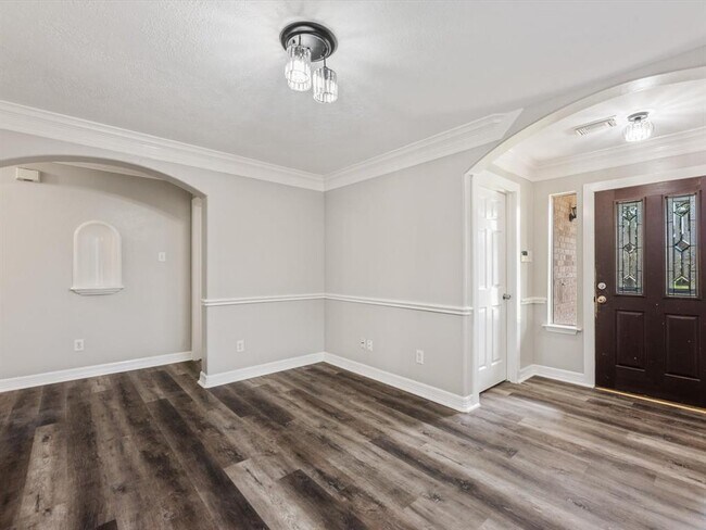 Photo - 7307 Village Lake Dr