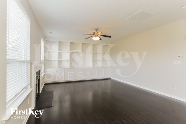 Photo - 9829 Skybluff Cir