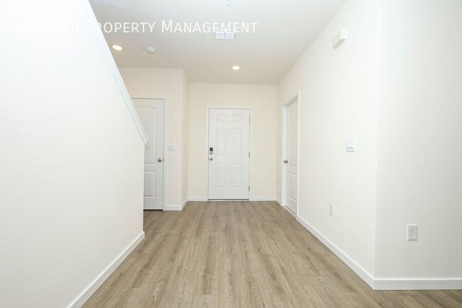 Photo - 3415 Wye Oak Dr