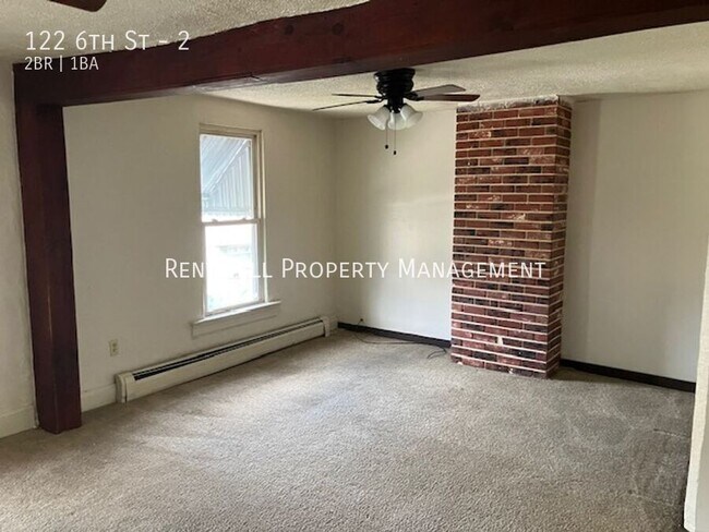 Photo - 122 6th St Unit 2