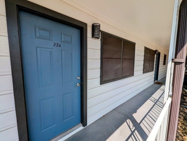 Photo - Shoal Creek North