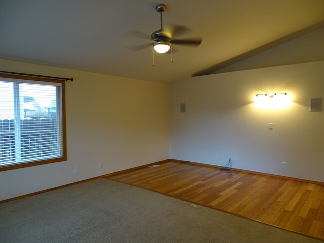 Photo - 511 NW 12th St