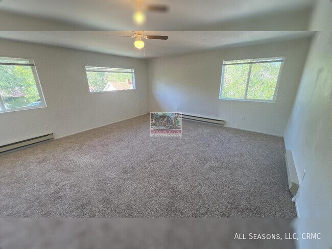 Photo - 1408 Race St