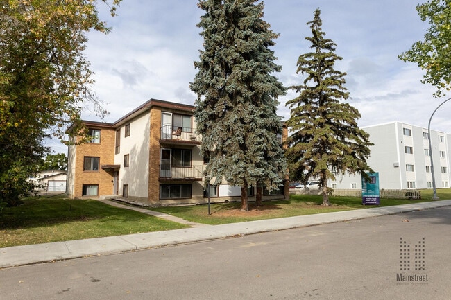 Building Photo - Jasmine Court