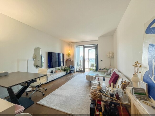 Building Photo - 99 Hudson St Unit 2912 Rental