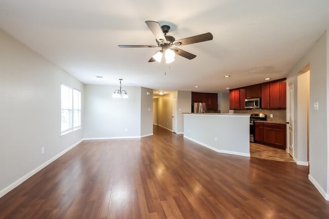 Photo - 29129 Legends Wick Dr