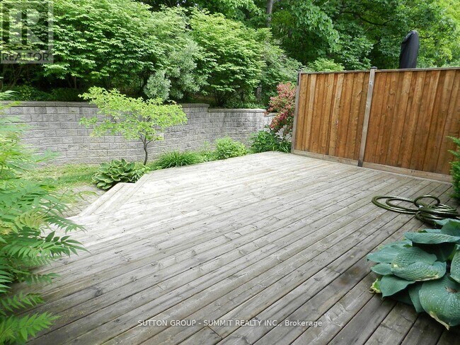 Photo - 5490 Glen Erin Dr