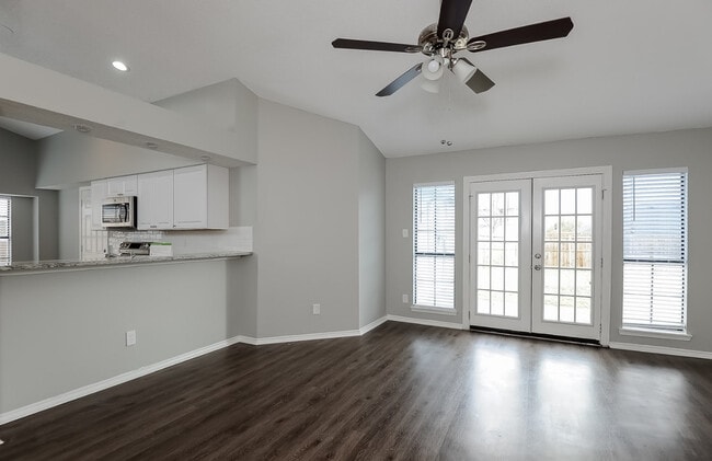 Photo - 3707 Seville Ln