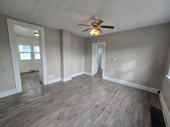 Photo - 1324 South St