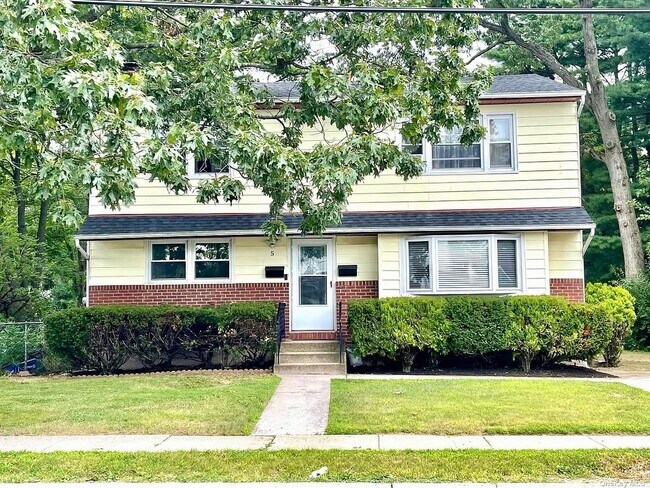 Photo - 5 Hallock St Townhome