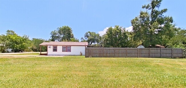 Photo - 706 S Blackwell St