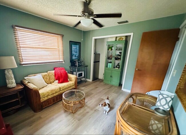 Photo - 2545 S Zellner Dr