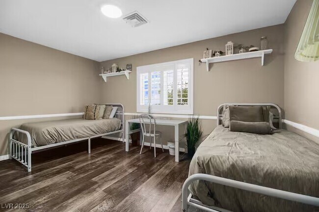 Photo - 8465 W Wigwam Ave