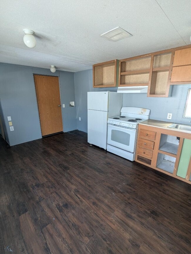 Photo - 1511 Main Ave
