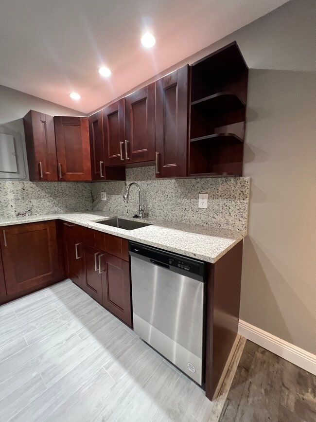 Photo - 8911 NW 28th Dr