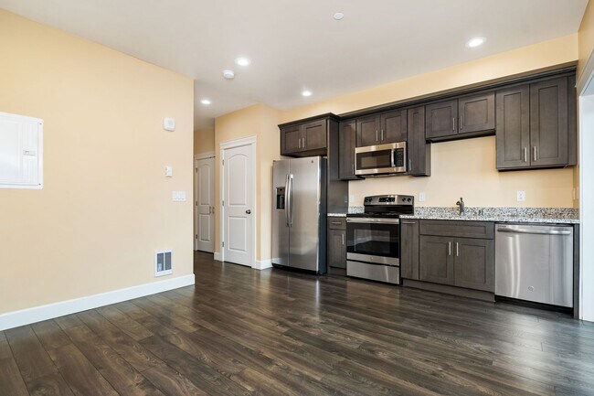 Photo - Marigold Apartments - Jingle All The Way To Your New Home Unit 208