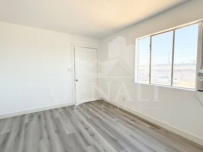 Photo - 1709 W Sherman St Unit 1