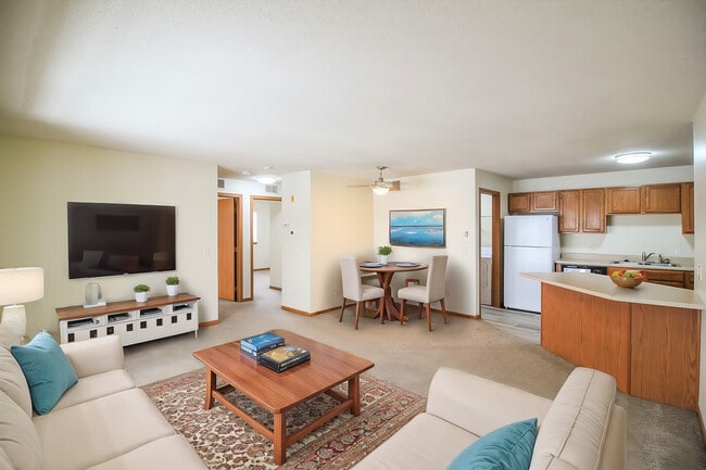 Building Photo - West Briar