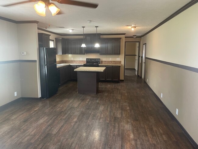 Photo - 2062 Krist Ln